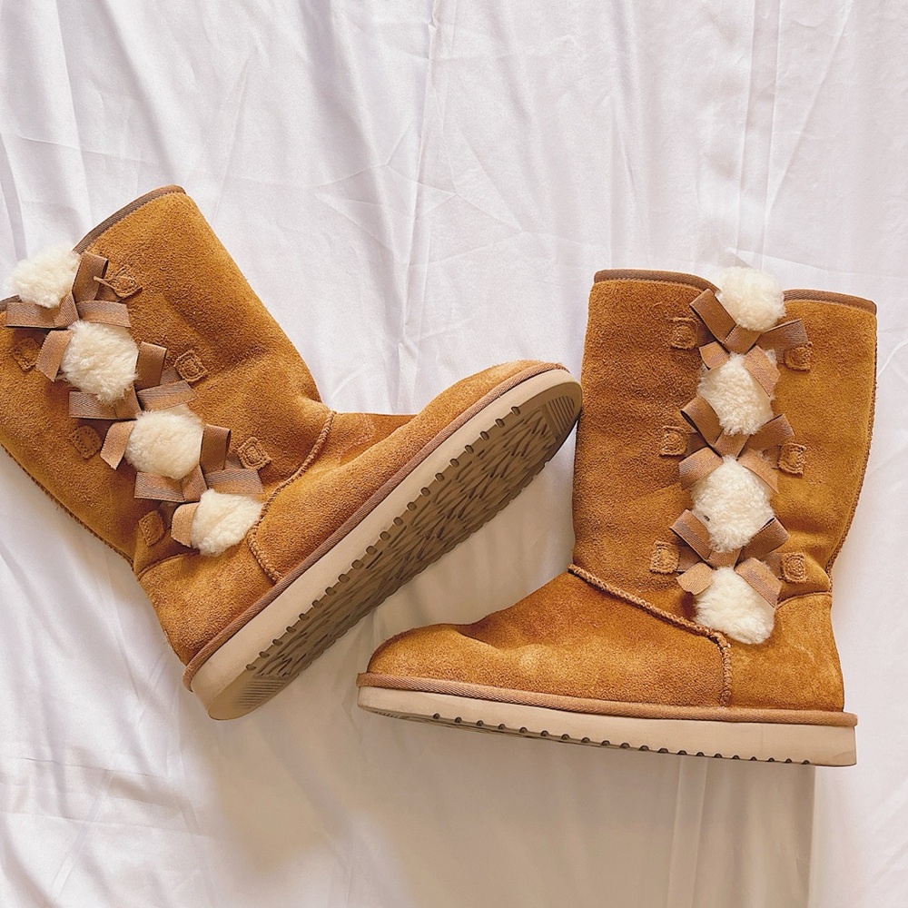 Koolaburra by UGG Victoria Chestnut Brown Tall Comfy Winter Boots | Size 10